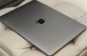 New Laptop Apple MacBook Pro 2019 16GB Intel Core i7 SSD 1T