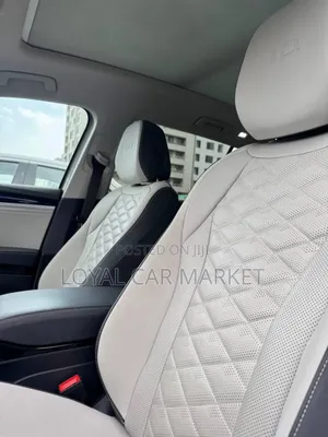 Volkswagen ID.6 2022 Brown