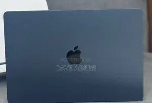 New Laptop Apple MacBook Air 2022 M2 8GB Apple M2 SSD 256GB