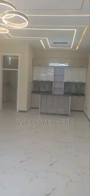 Furnished 5bdrm Villa in Bole for sale