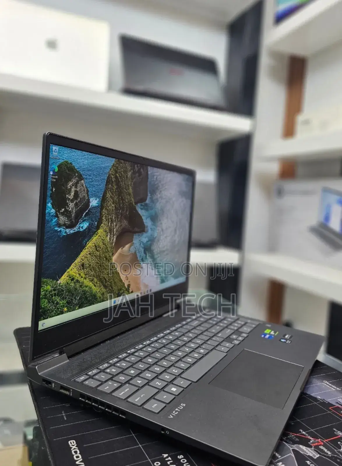 New Laptop HP Victus 16 16GB Intel Core i7 SSD 1T