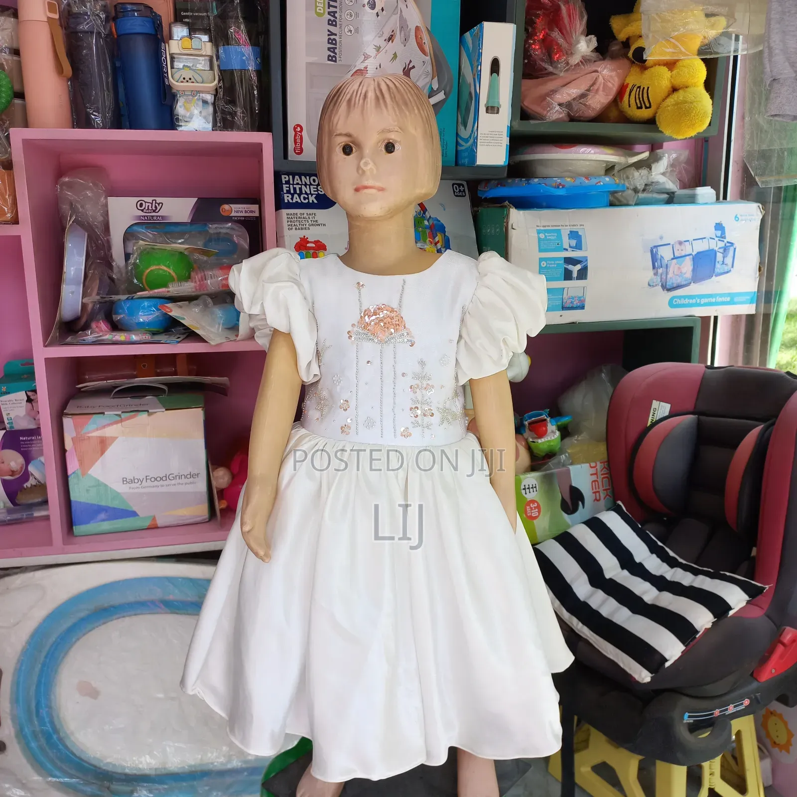 የልጆች Quality ቀሚሶች