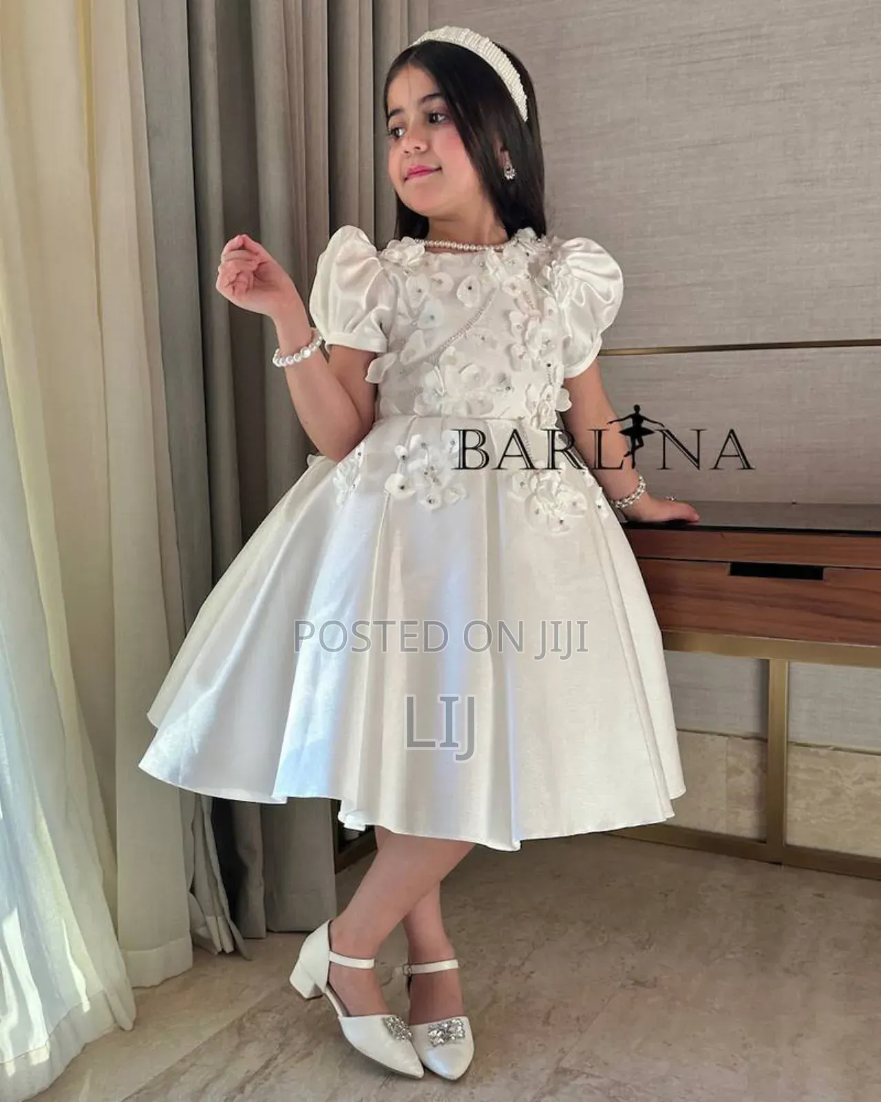 የልጆች Quality ቀሚሶች