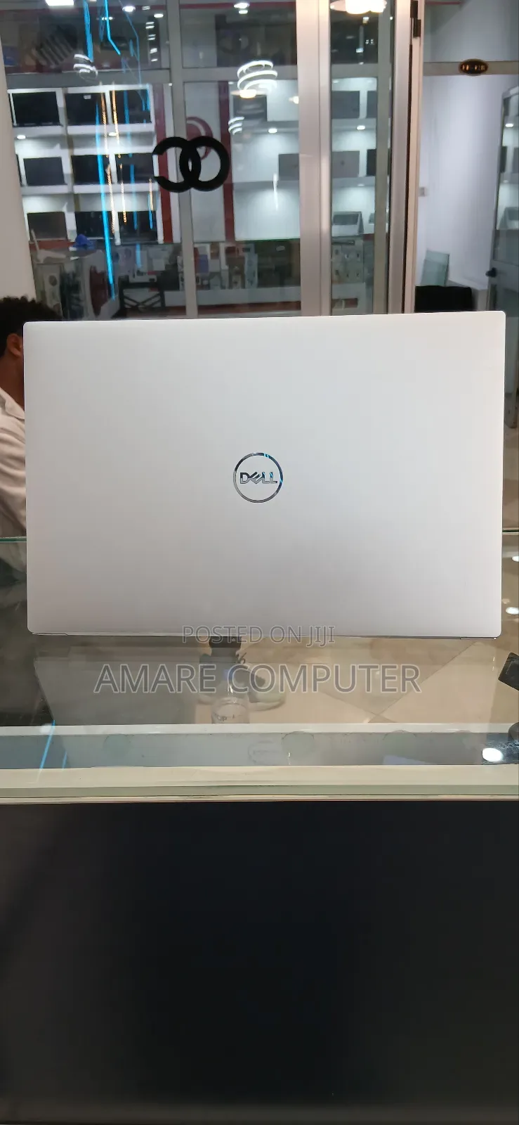New Laptop Dell XPS 15 32GB Intel Core I9 SSD 2T