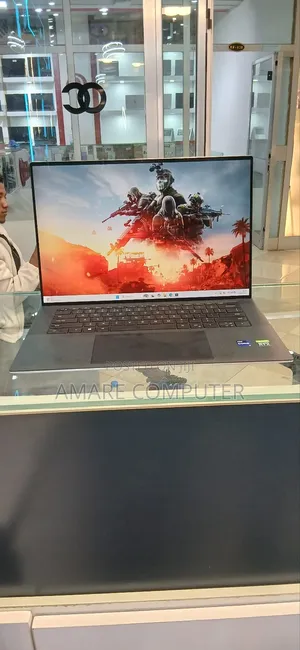 Photo - New Laptop Dell XPS 15 32GB Intel Core I9 SSD 2T