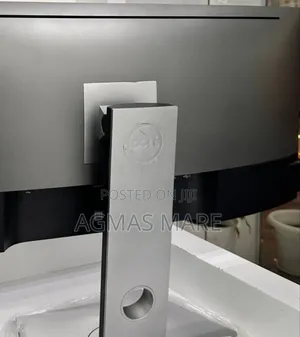 Photo - Dell 34-Inch Ultra-Wide Moni