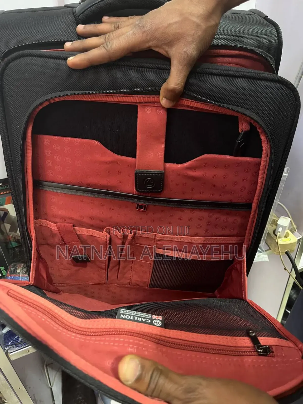 Carlton Follow Me Bag