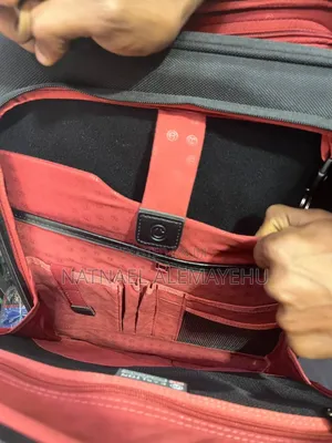 Carlton Follow Me Bag