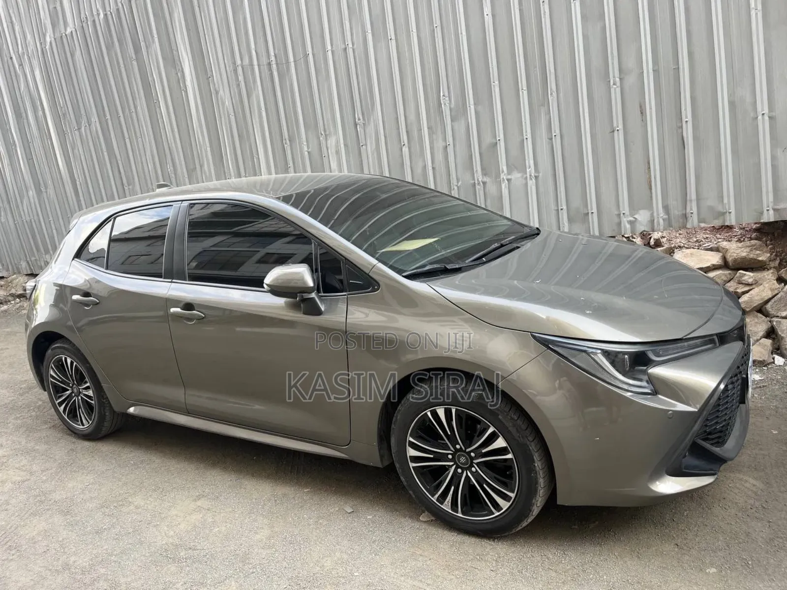 Toyota Corolla LE 2020 Gray