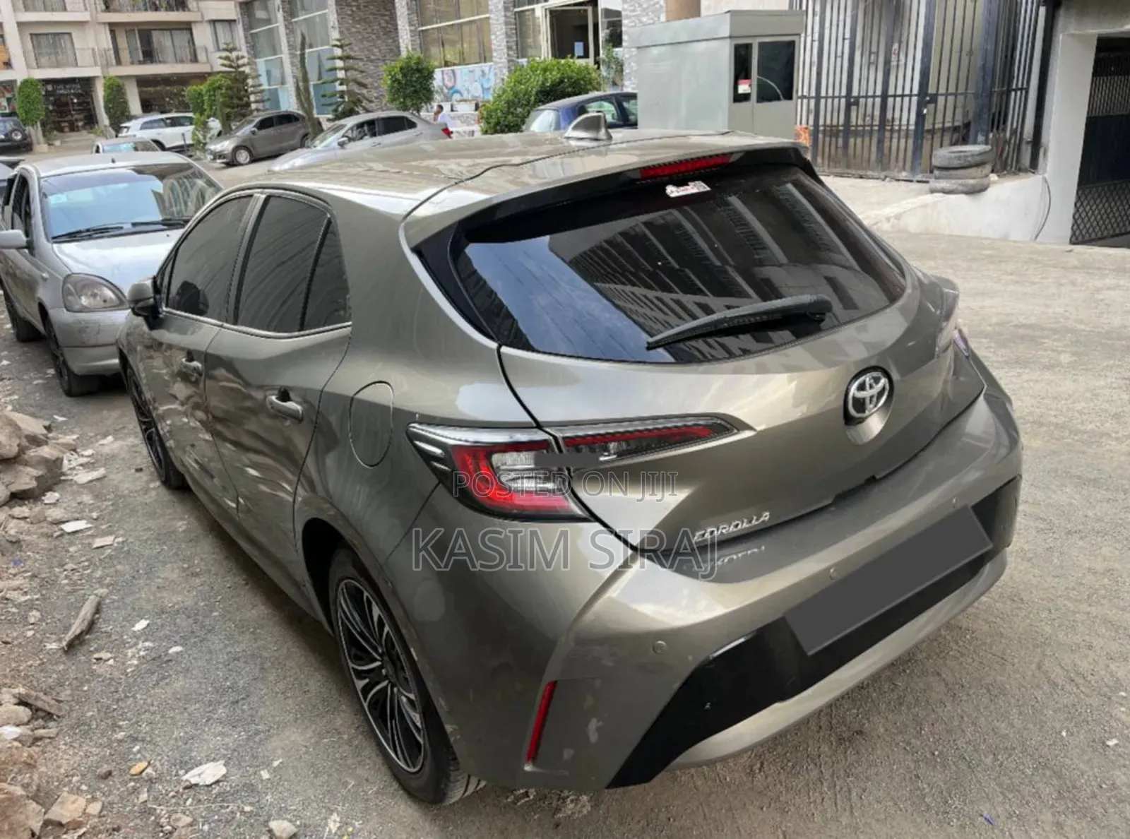 Toyota Corolla LE 2020 Gray