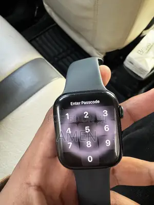 Photo - Apple Watch Series 7