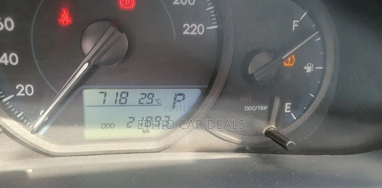 Toyota Yaris 2020 Silver