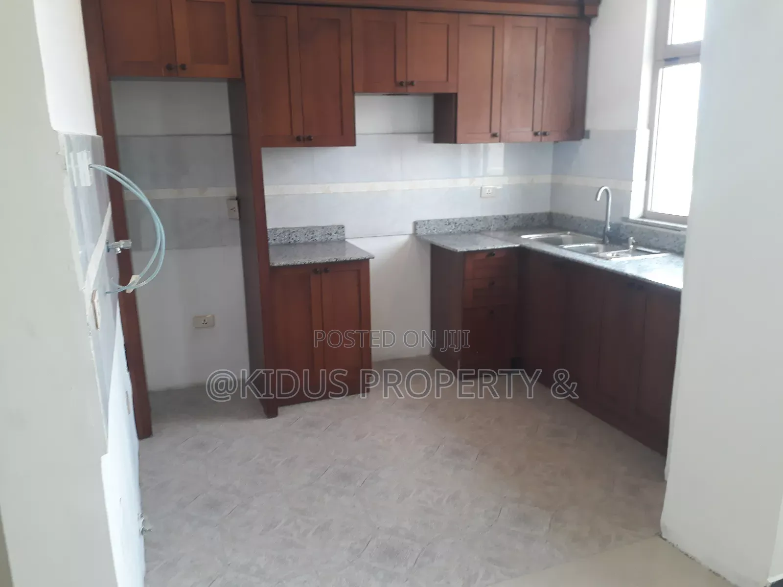2bdrm Apartment in Mekaele Africa, Nifas Silk-Lafto for sale