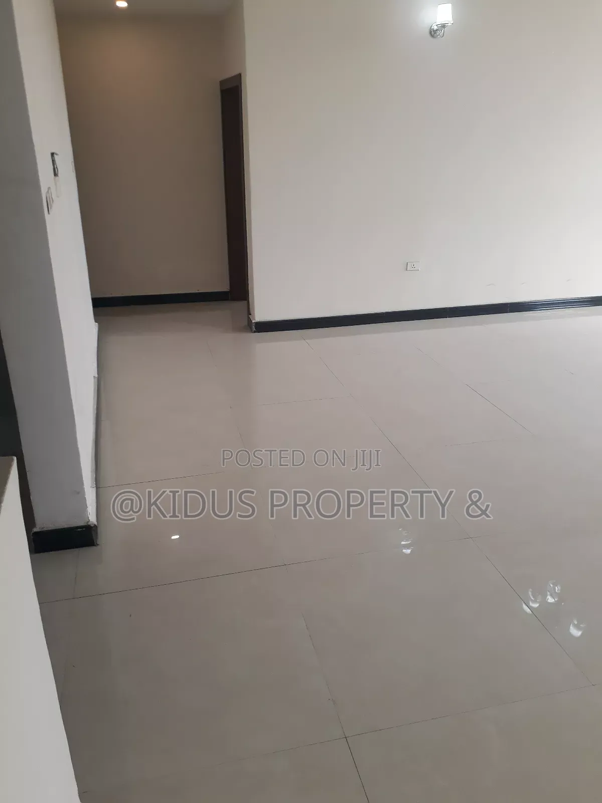 2bdrm Apartment in Mekaele Africa, Nifas Silk-Lafto for sale