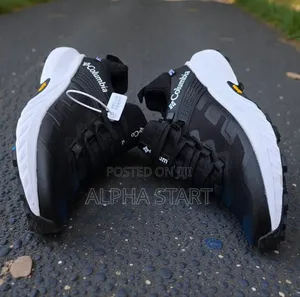 Colombia Water Proof Hiking Master Quality Sneakers for Man's