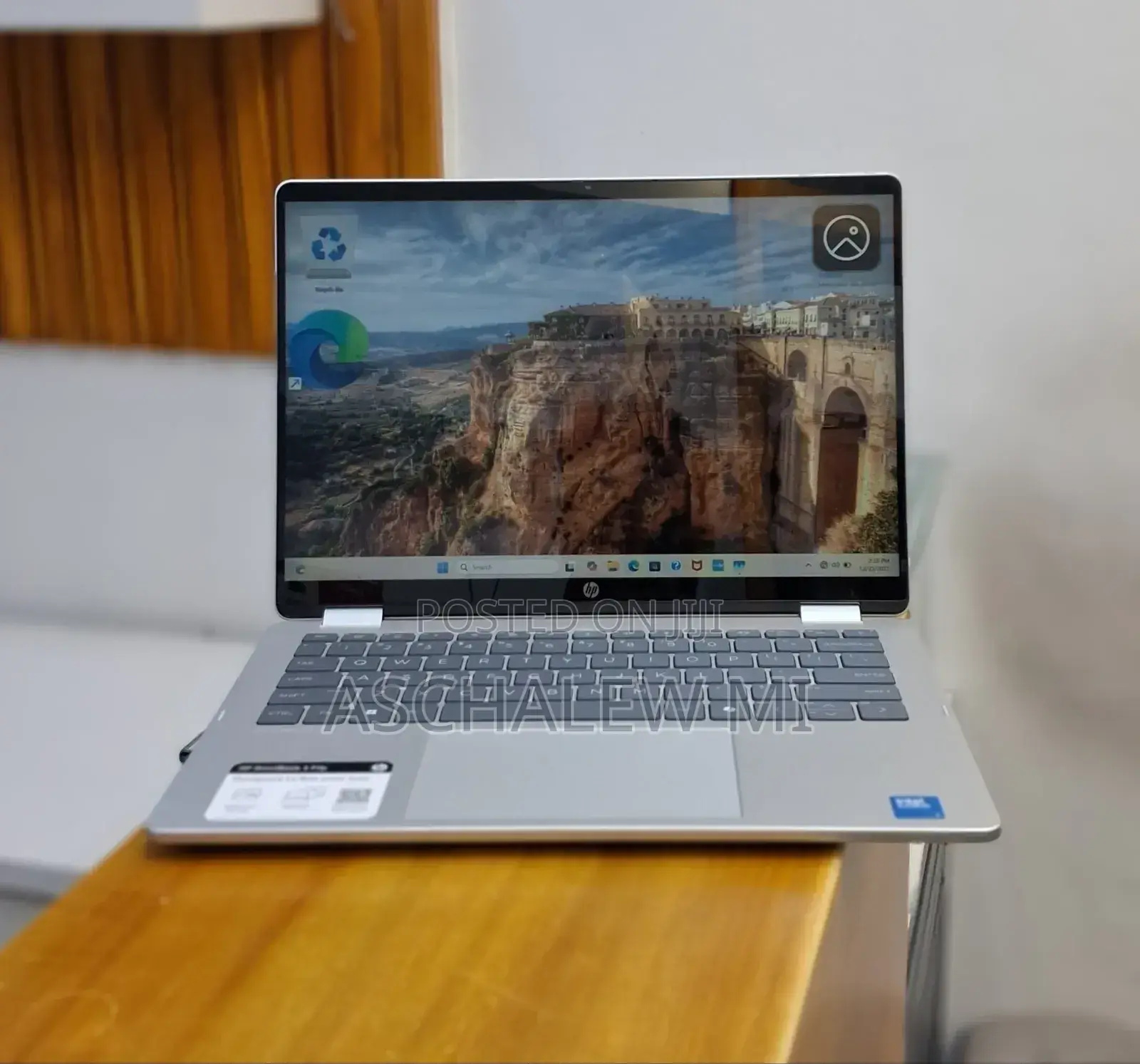 New Laptop HP OmniBook 5 14" 16GB Intel Core 7 SSD 512GB
