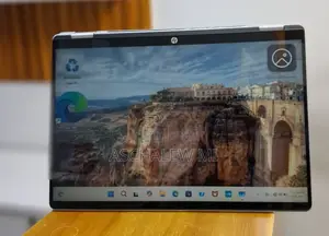 New Laptop HP OmniBook 5 14" 16GB Intel Core 7 SSD 512GB