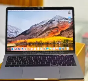 New Laptop Apple MacBook Pro 2019 8GB Intel Core I5 SSD 256GB
