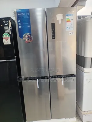 Media 632 Four Door Side by Side Refergrator