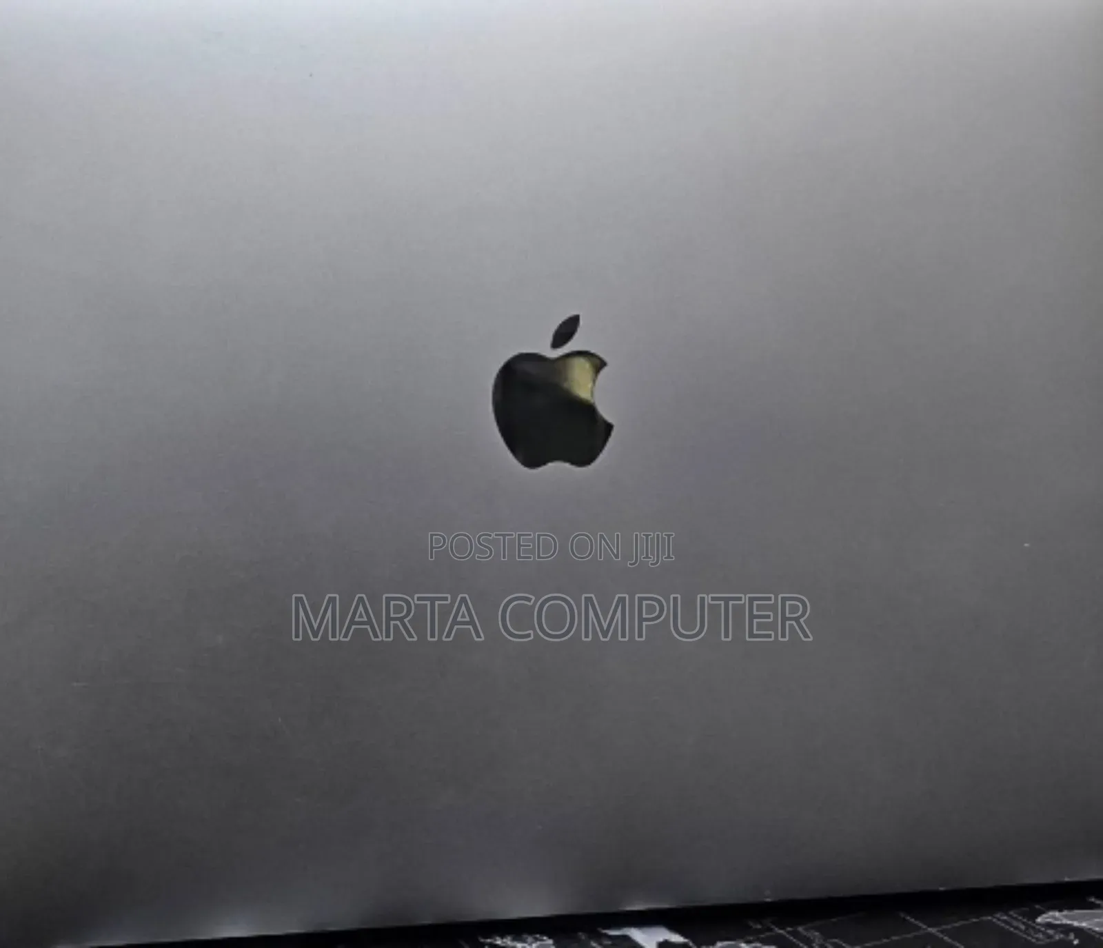 New Laptop Apple MacBook Pro 2019 16GB Intel Core I9 SSD 512GB