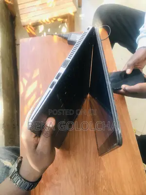 Laptop HP EliteBook 840 G4 8GB Intel Core I7 HDD+SSD 1T