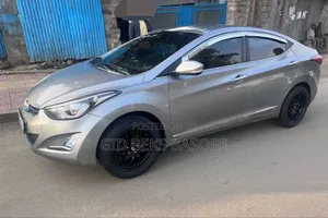 Hyundai Avante 2015 Gray
