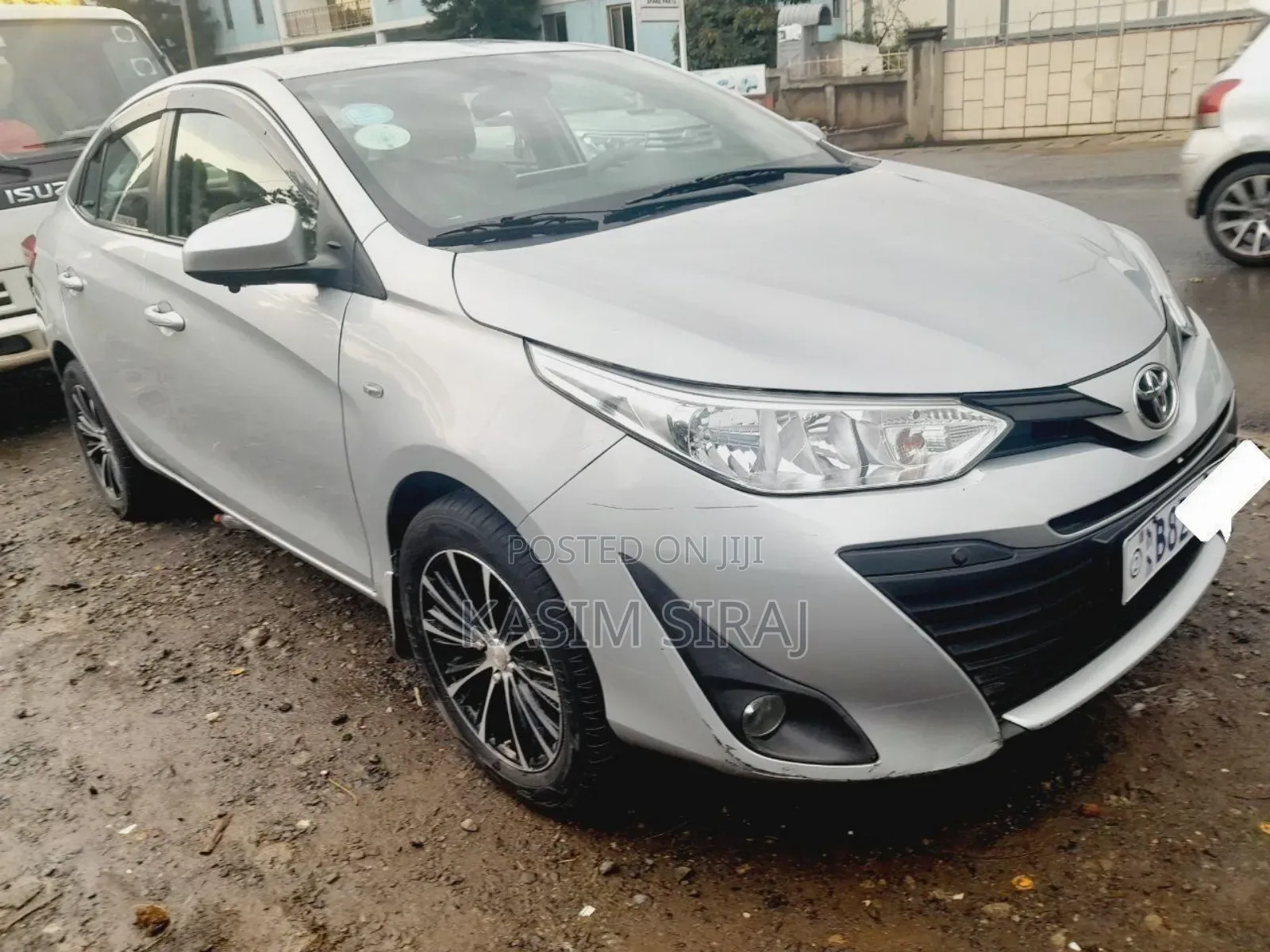 Toyota Yaris 1.5 Sedan L 2020 Silver