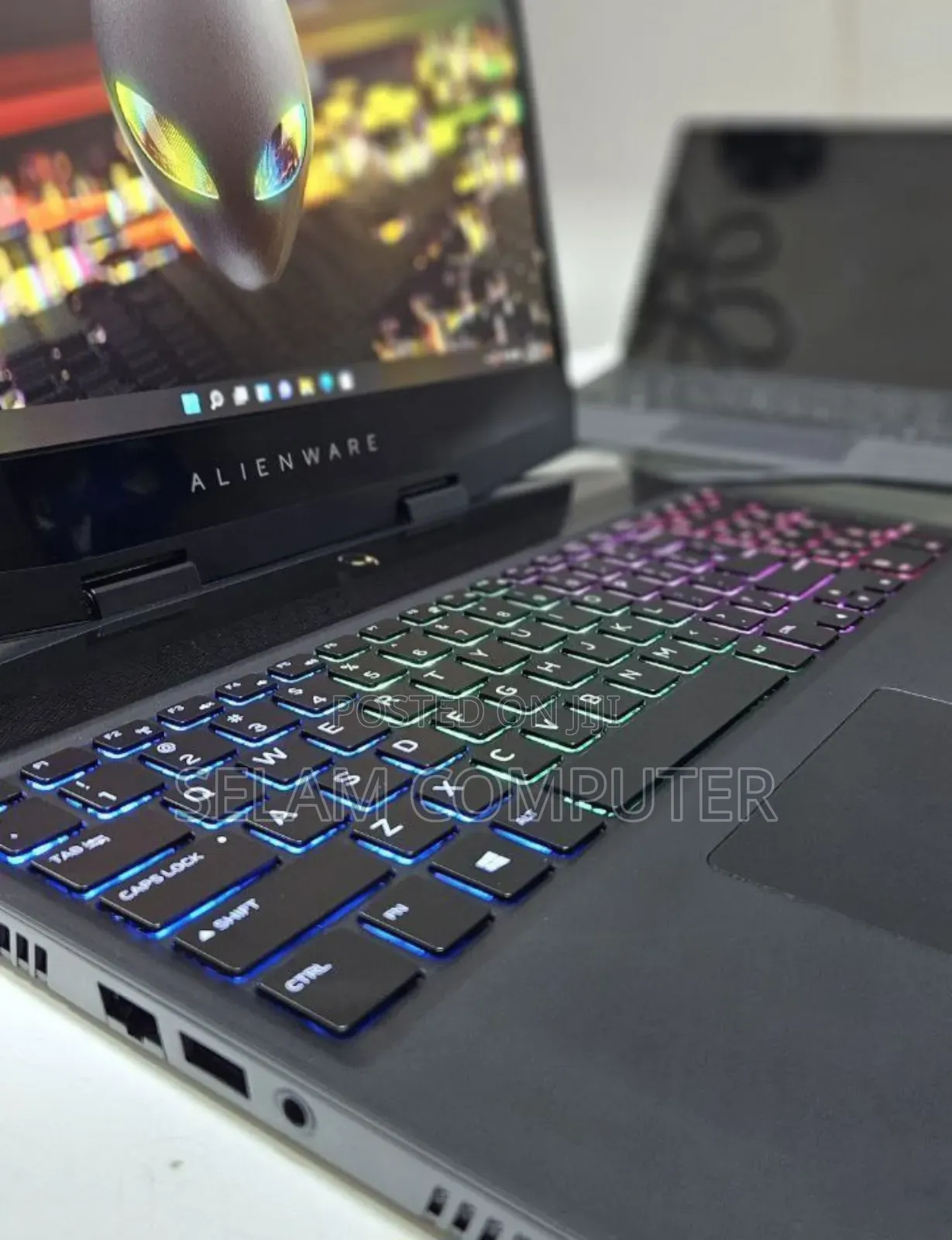 New Laptop Alienware Area-51m 16GB Intel Core I7 SSD 512GB