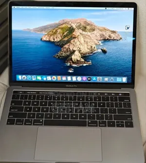 New Laptop Apple MacBook Pro 2019 16GB Intel Core I7 SSD 256GB