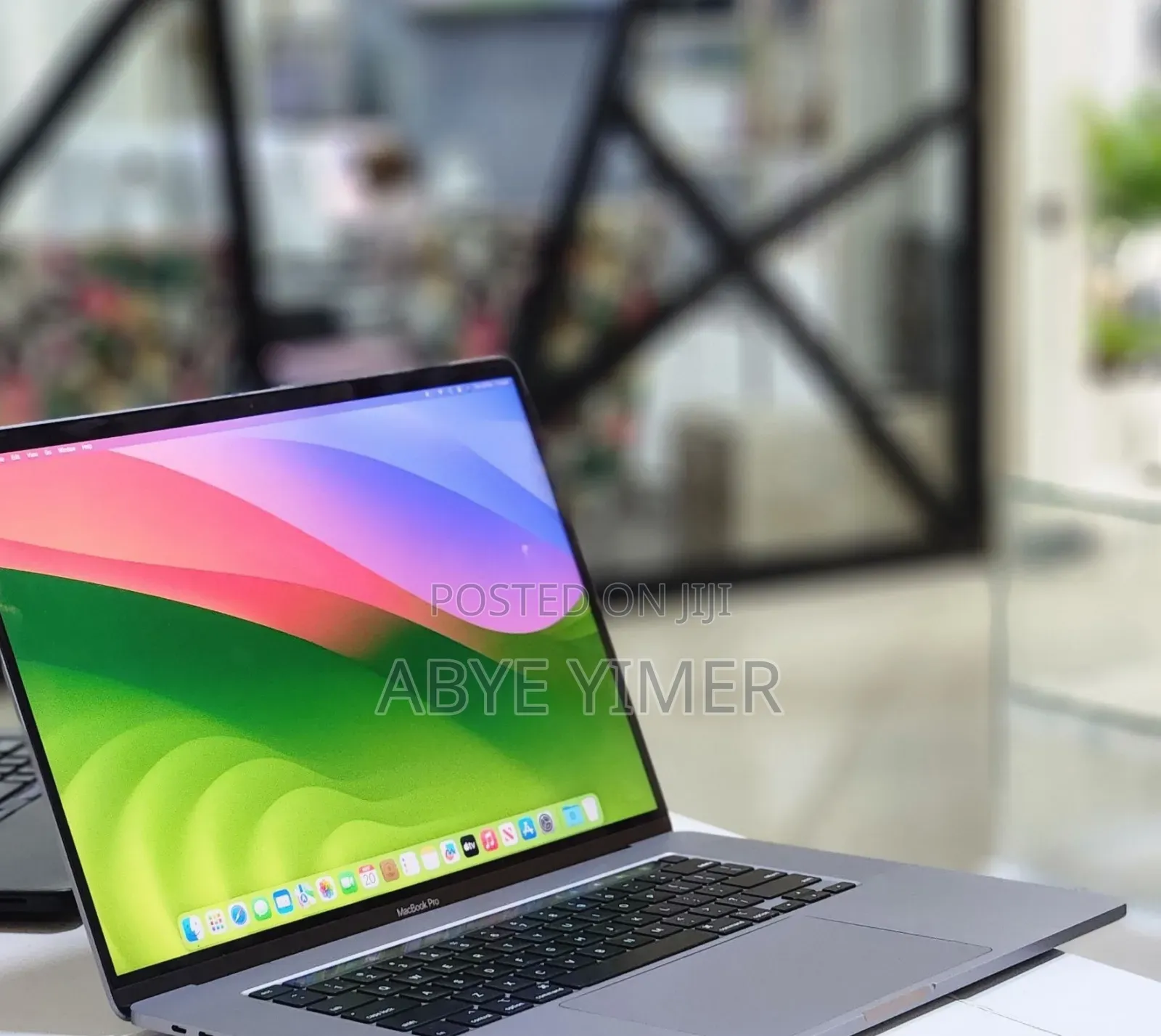 New Laptop Apple MacBook Pro 2019 32GB Intel Core I9 SSD 1T