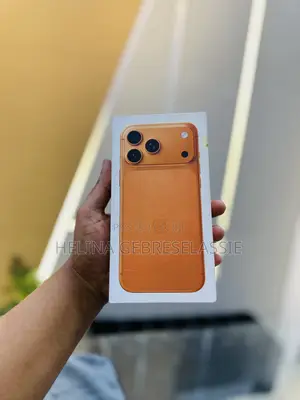 Photo - New Apple iPhone 17 Pro Max 512 GB Orange