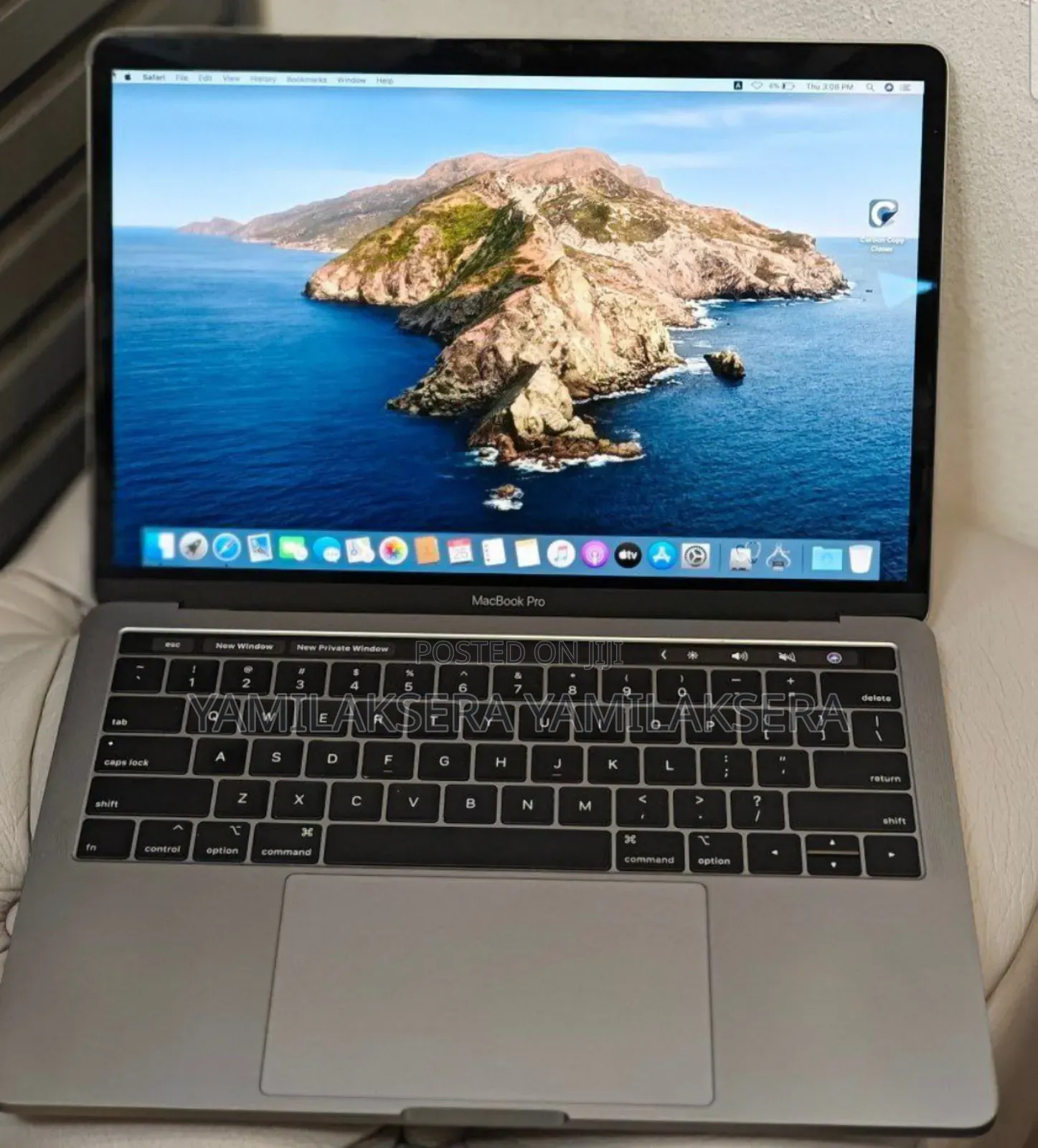 New Laptop Apple MacBook Pro 2019 16GB Intel Core I7 SSD 256GB