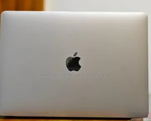 New Laptop Apple MacBook Pro 2020 8GB Apple M1 Pro SSD 256GB