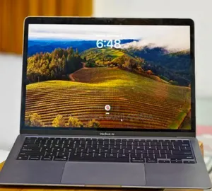 New Laptop Apple MacBook Pro 2020 8GB Apple M1 Pro SSD 256GB