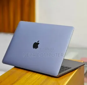 New Laptop Apple MacBook Pro 2019 16GB Intel Core I5 SSD 256GB