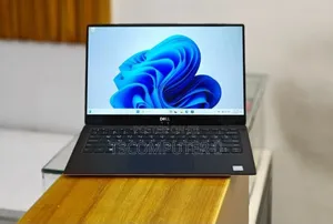 New Laptop Dell XPS 15 8GB Intel Core I5 SSD 512GB