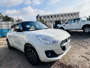 Suzuki Swift 2021 White