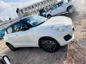 Suzuki Swift 2021 White