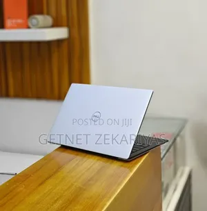 New Laptop Dell XPS 13 8GB Intel Core I5 SSD 512GB