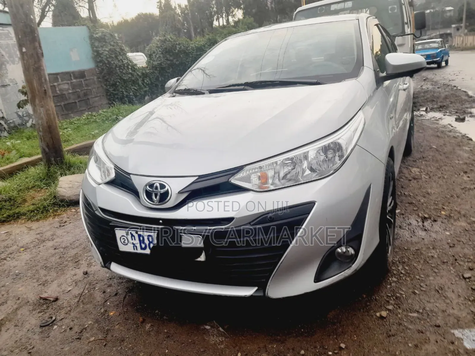 Toyota Yaris 2020 Silver