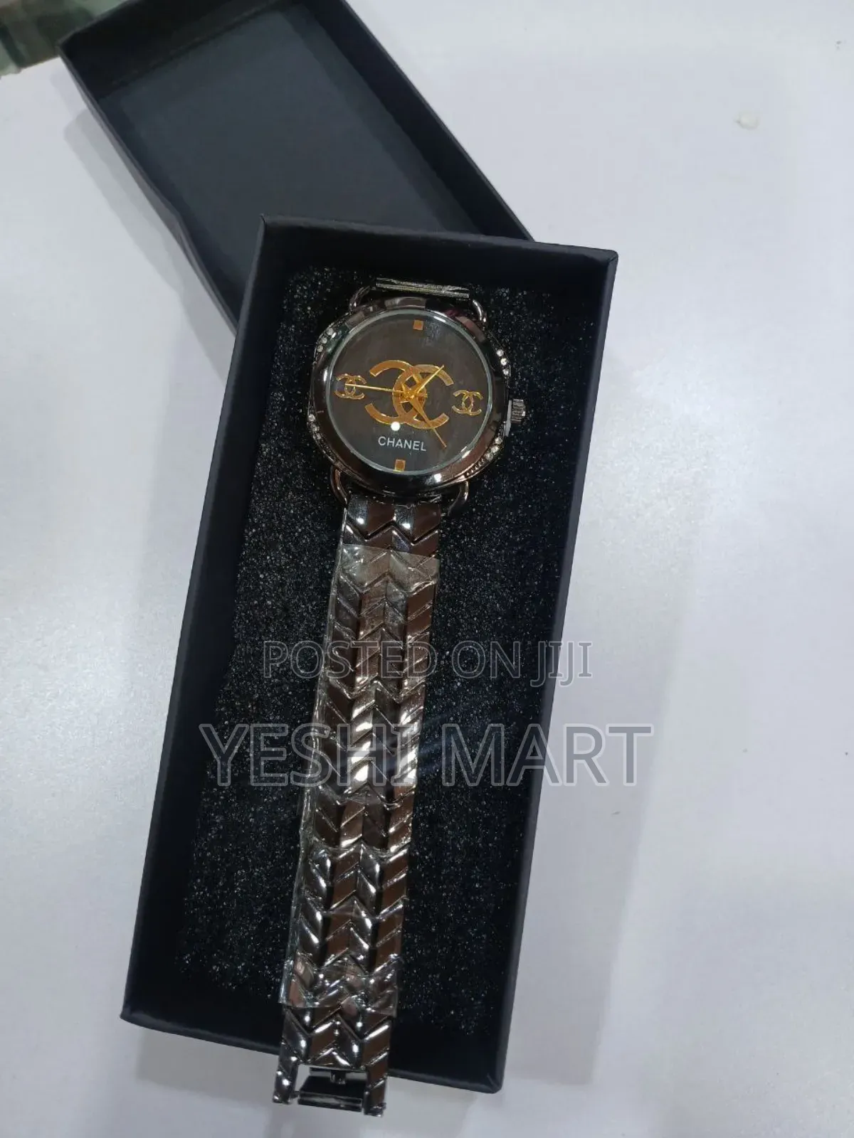 Watch Women's Fashion Women's Watch Waterproof Night Light Stainless