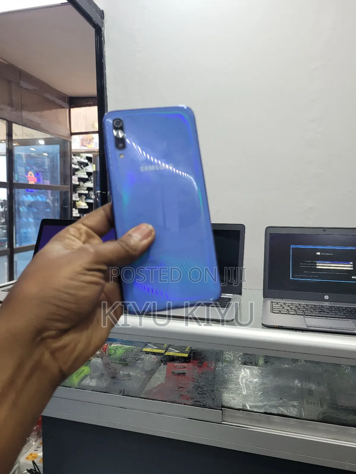 Samsung Galaxy A70 128 GB Gray