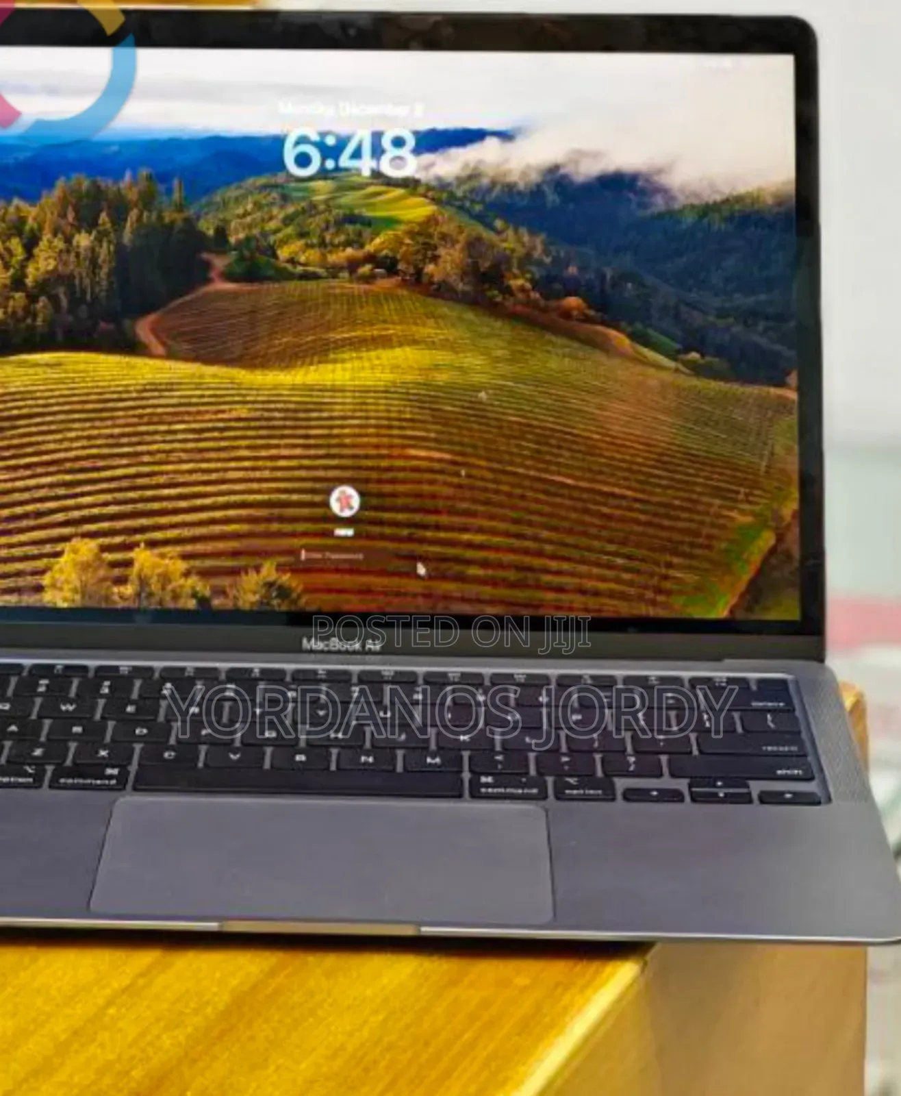 New Laptop Apple MacBook Air 2020 8GB Intel Core i3 SSD 256GB