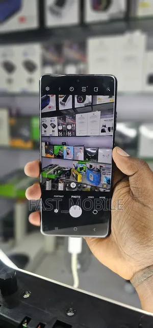 New Samsung Galaxy S21 Ultra 5G 256 GB Black