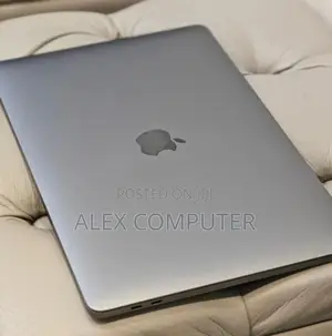 New Laptop Apple MacBook Air 2019 16GB Intel Core I7 SSD 256GB