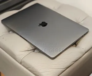 New Laptop Apple MacBook Pro 2019 16GB Intel Core I7 SSD 1T