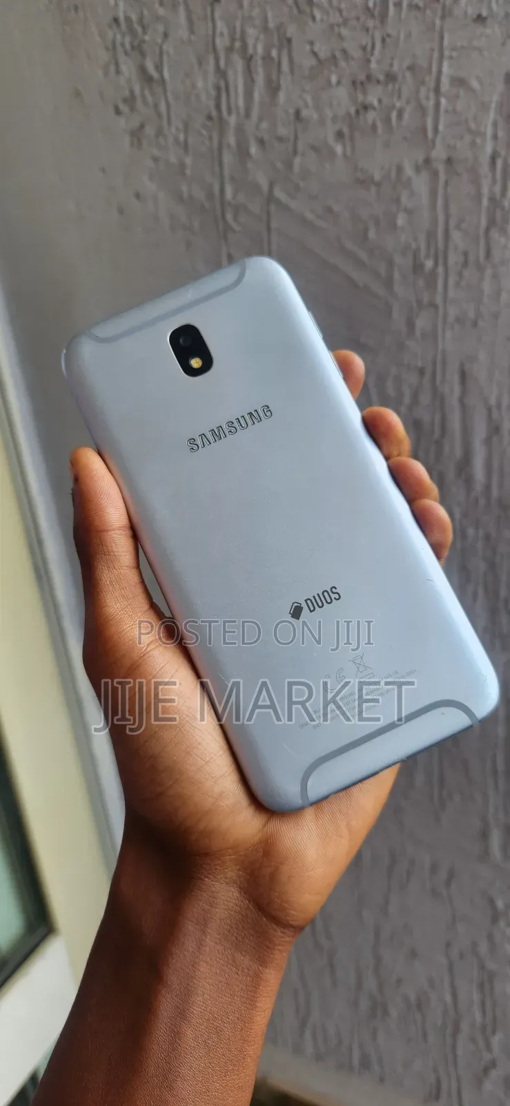 Samsung Galaxy J7 Pro 64 GB Silver