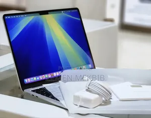 New Laptop Apple MacBook Air 2025 M4 15-Inch 16GB Intel Core I7 SSD 1T