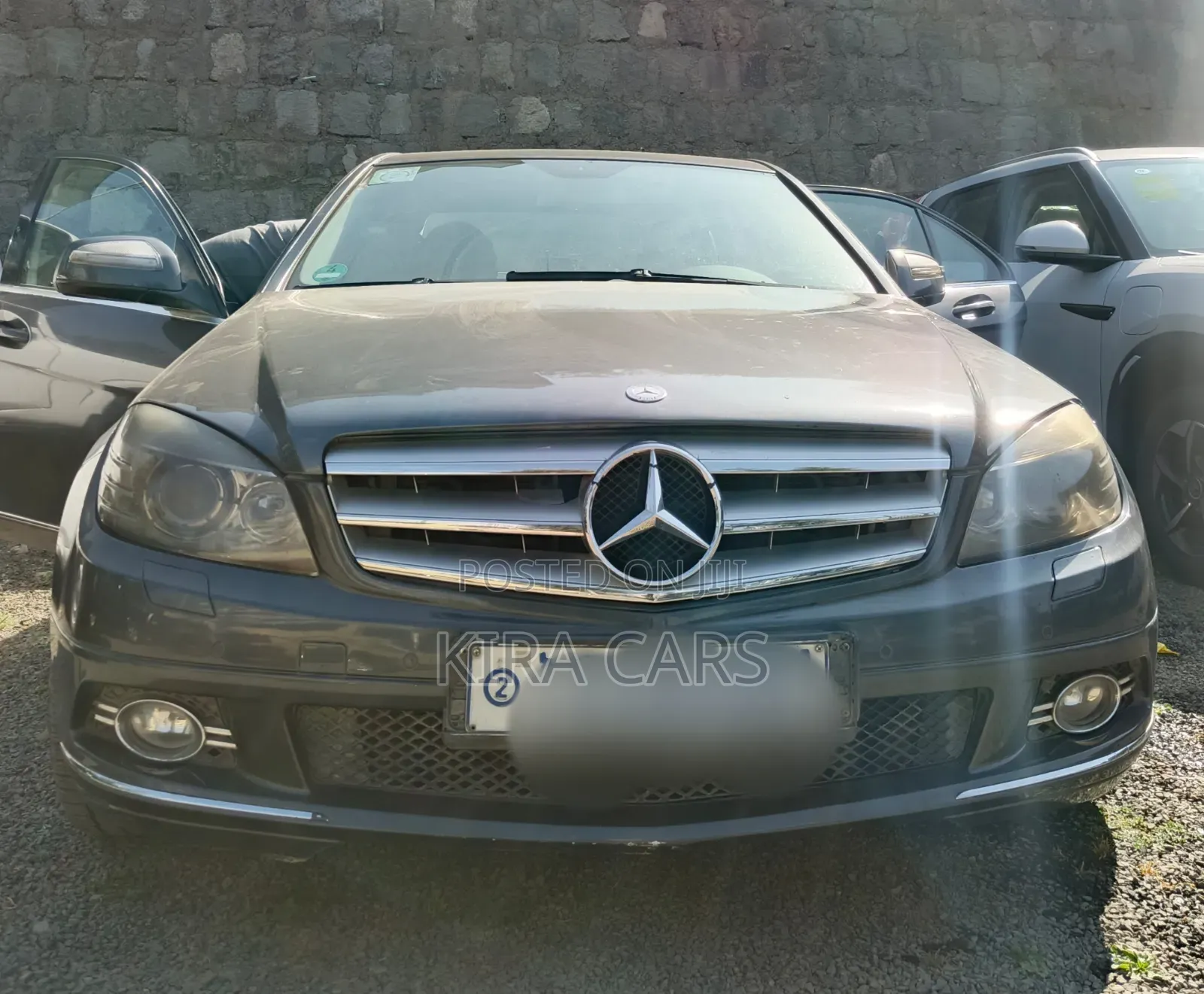 Mercedes-Benz C180 2010 Gray