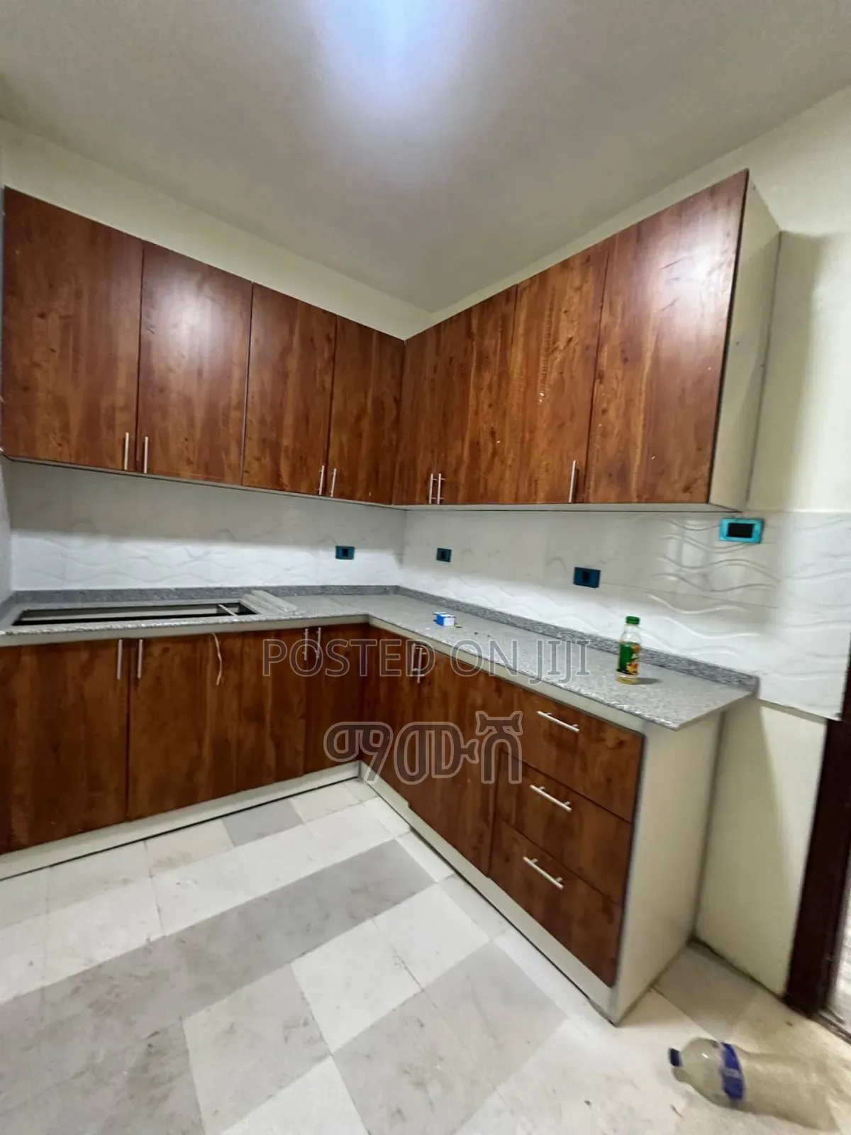 Furnished 3bdrm Condo in አያት 40/60 ኮንዶሚኒየም, Bole for sale